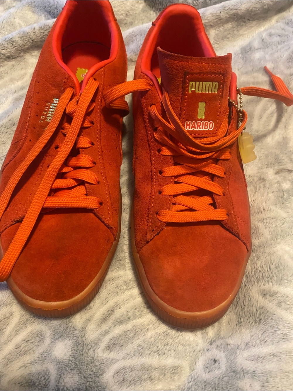 Puma Haribo Men's Suede Low-Top Sneakers in Vibrant Red with Gold Accent